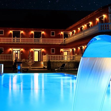Artemis Resort Wellness Hotel Štúrovo 외부 사진
