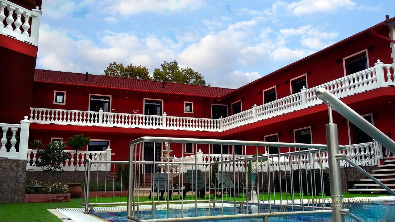 Artemis Resort Wellness Hotel Štúrovo 외부 사진