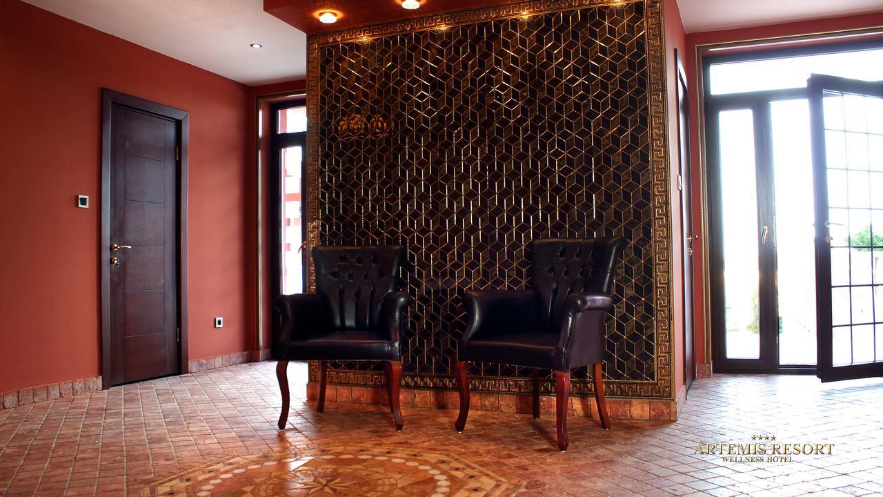 Artemis Resort Wellness Hotel Štúrovo 외부 사진