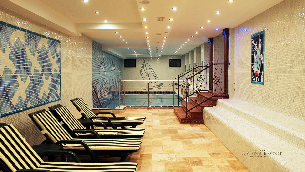 Artemis Resort Wellness Hotel Štúrovo 외부 사진
