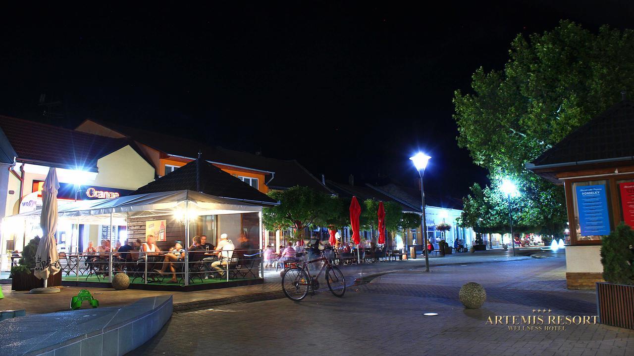 Artemis Resort Wellness Hotel Štúrovo 외부 사진